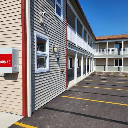 Stay Inn Niagara Falls Vacation Studios Exterior photo