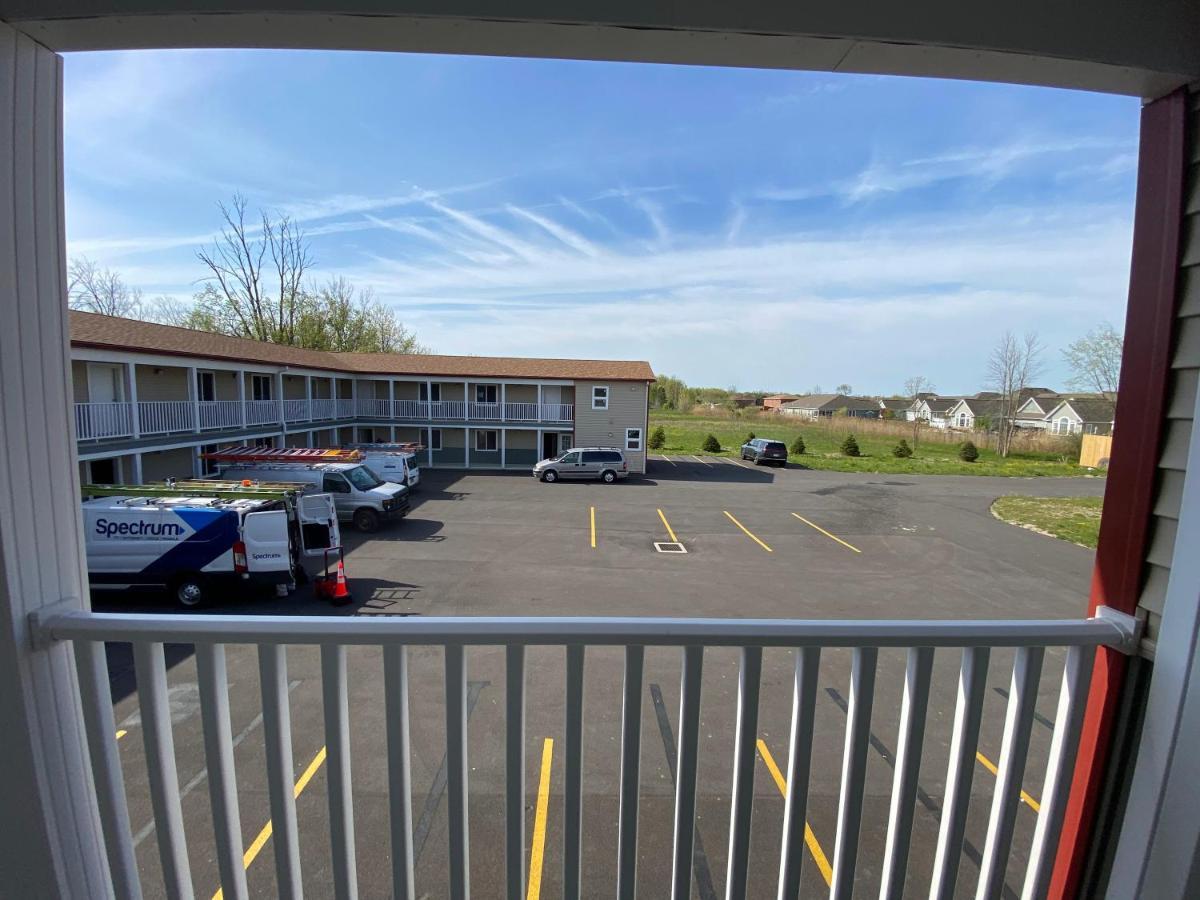 Stay Inn Niagara Falls Vacation Studios Exterior photo